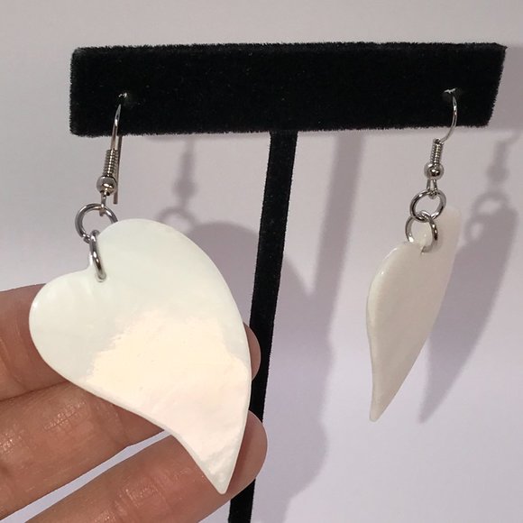 Mother Of Pearl Heart Dangle Earrings - Picture 2 of 4
